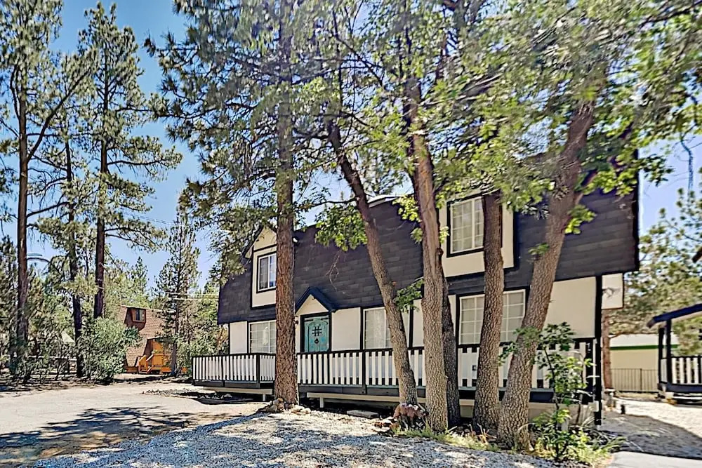 262sbern 4 Bedroom Home