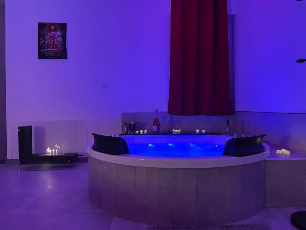 Suite88 (Adults Only)