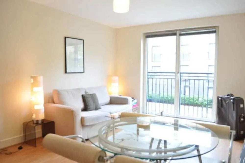 Modern Central 1 Bedroom Apartment