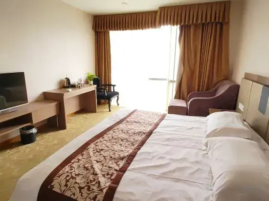 JinLv Hotel (Shanghai Jinshan Petrochemical Weiling Road)