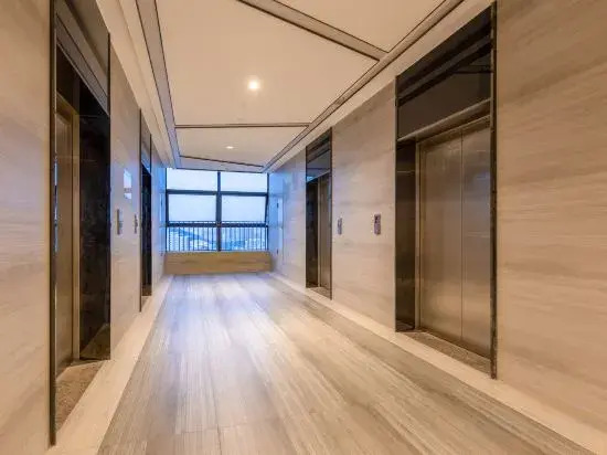 Poltton International Apartments (Yangjiang Donghuicheng Plaza)