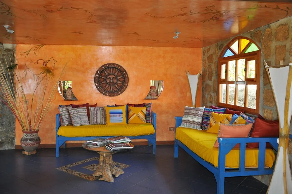 Azuluna Ecolodge