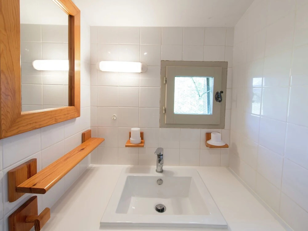 Magnificent Apartment in Castle With Garden, Swimming Pool and Next to Golf