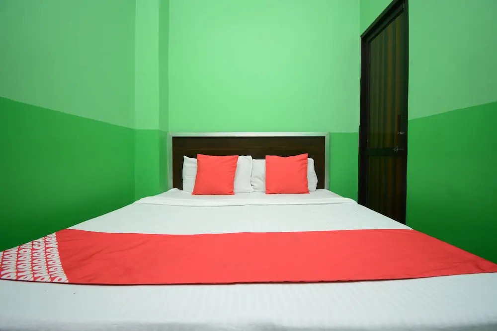 Oyo 26663 Hotel Indian Ldh