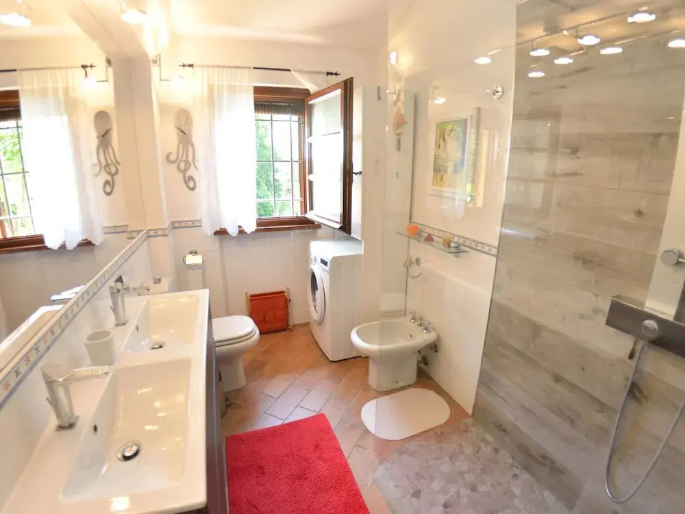 Holiday Home in Pescaglia Near Tuscan Beaches