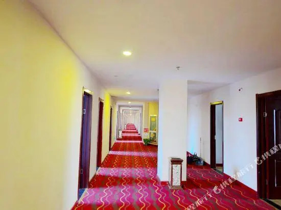 Yinan Yilaite Boutique Hotel