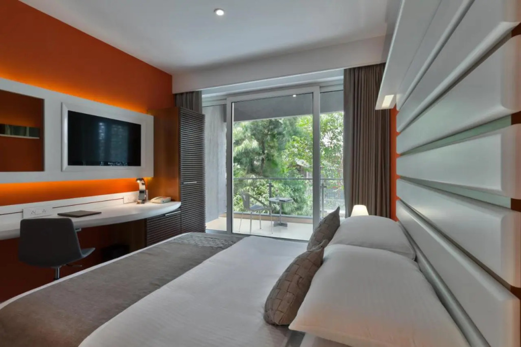 The Atara Near Golf Course Road