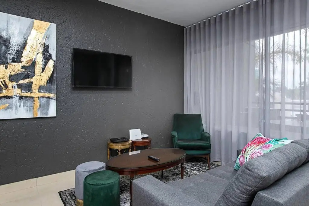 St Tropez 1 Bedroom Sandton Residence