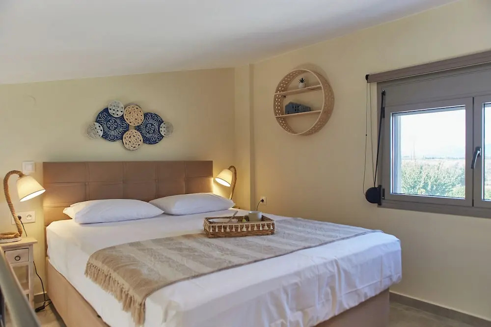 Flamingo View Suites & Villas