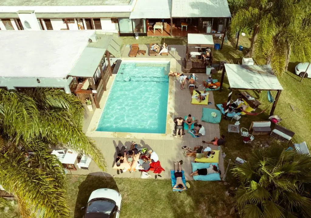 La Quinta Hostel & Suites