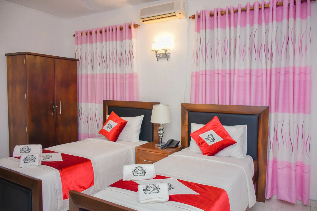 Asian Grand Hotel