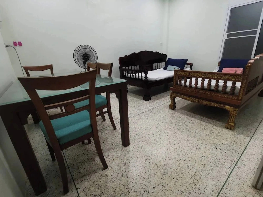 Junohouse, Quiet, Near Hat Yai Village