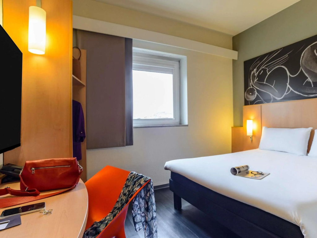 Отель ibis Milano Centro
