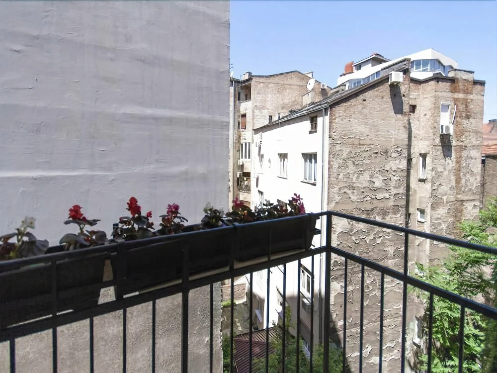 One Bedroom Apartment Republic Square