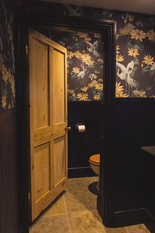 Luxury House Sleeps 14 With Secret Bar Near Bath