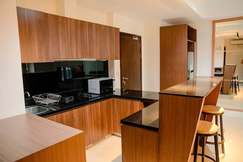 Artistic Room Lavenue Apartment