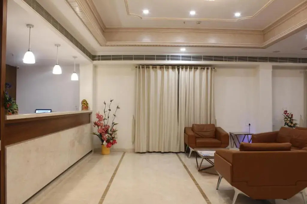Hotel Grand Gayathri