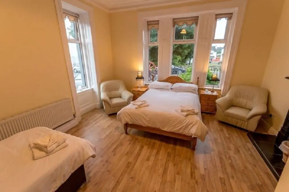 An Sean Ostan Apartments