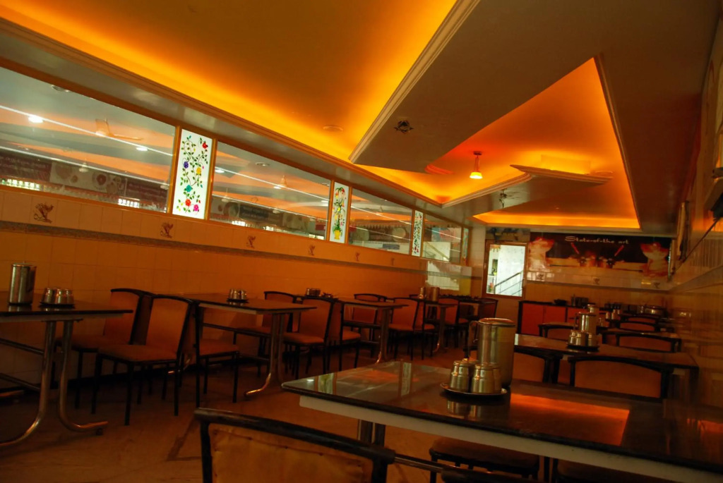Hotel Temple City