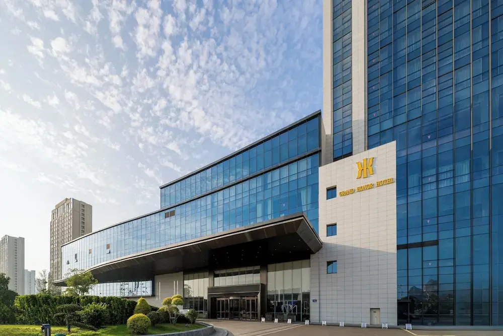 Grand Honor Hotel