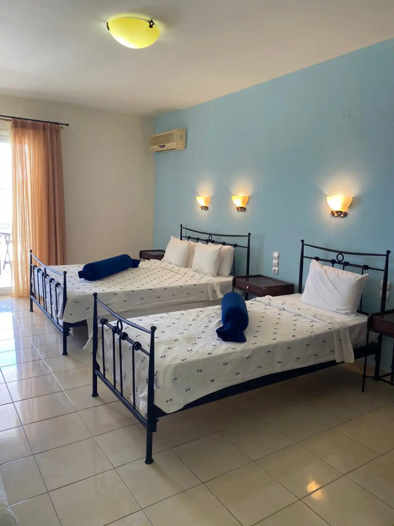 Zeus Paradise Hotel