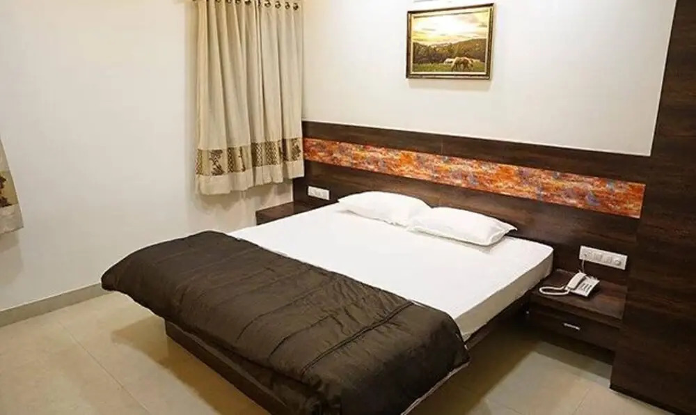 Fabhotel Rajdhani Ii