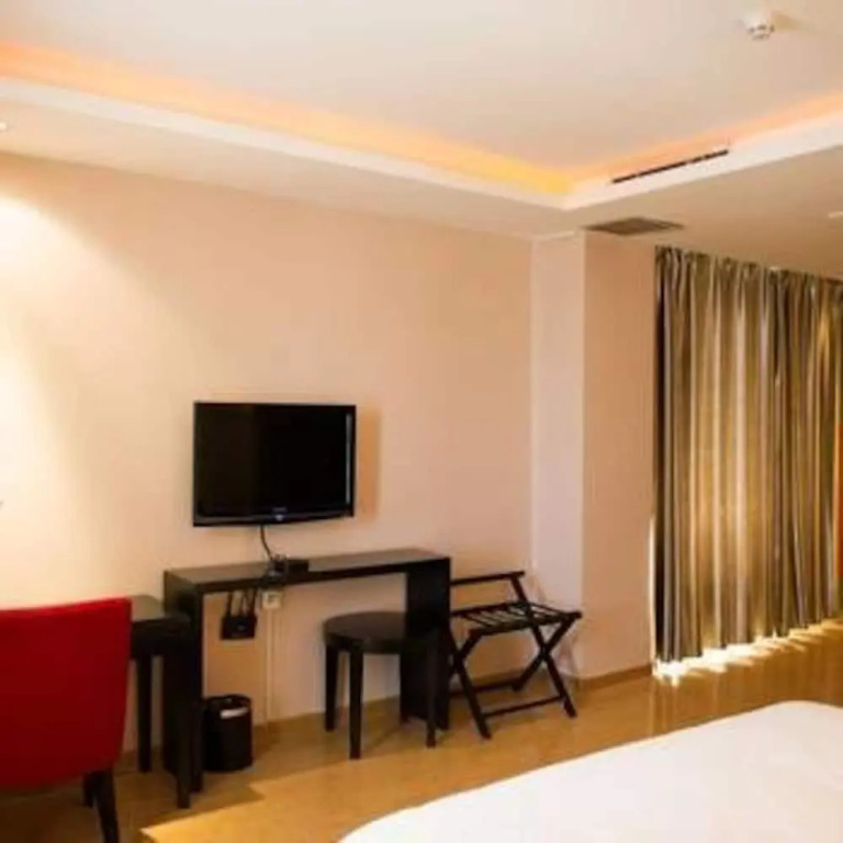 Hanting Hotel Urumqi Kashen Xi Road