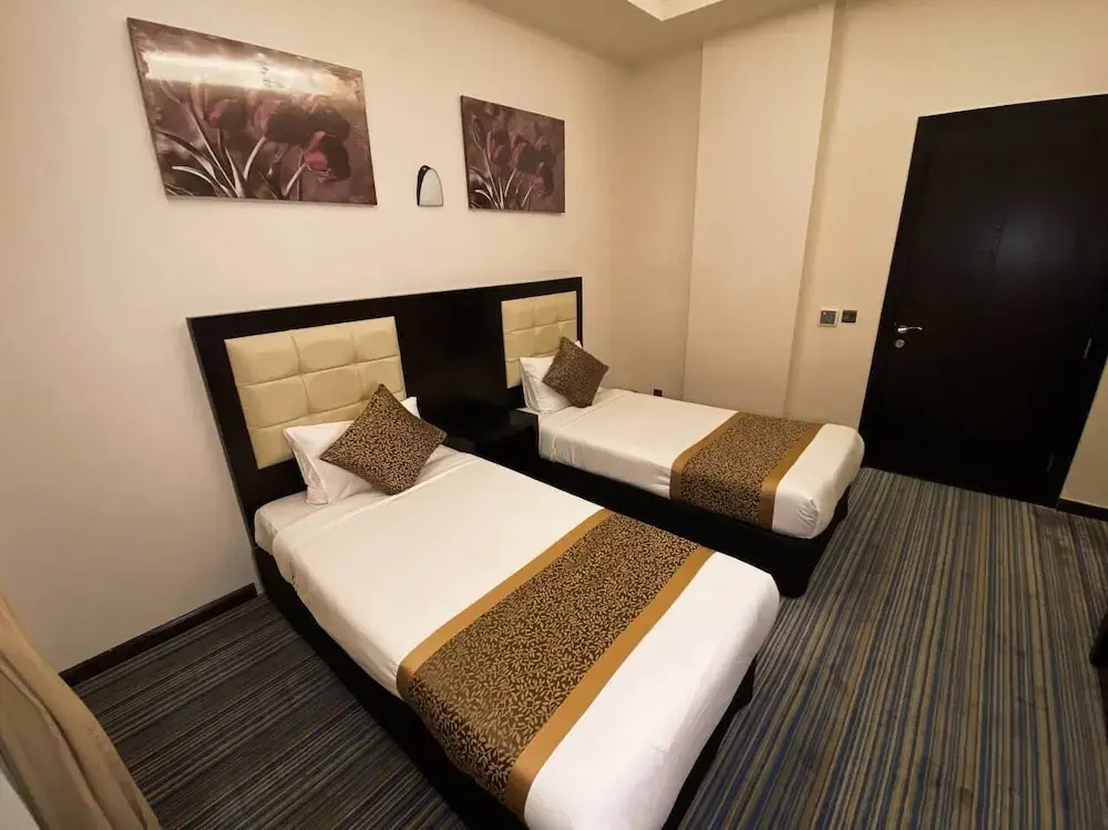 Landmark Hotel - Sari
