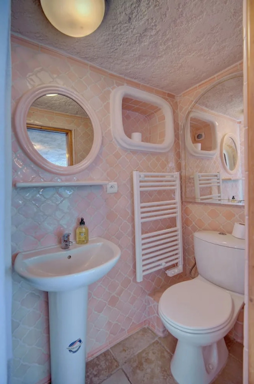 Cannes hills exclusive area fits 20