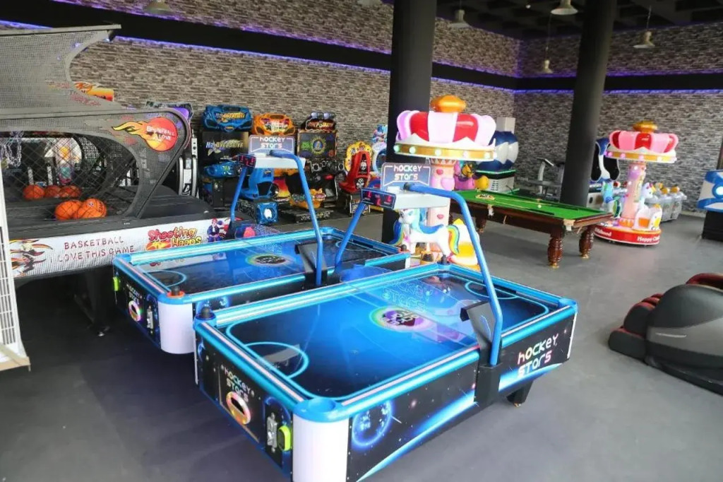 Amaaria Aquapark resort Villas & Chalet