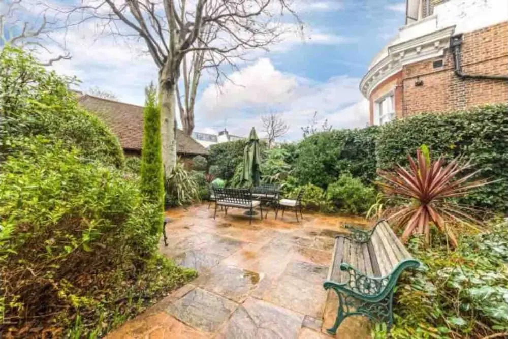 Guestready - Live Like a Lord in a Historic Chelsea Flat