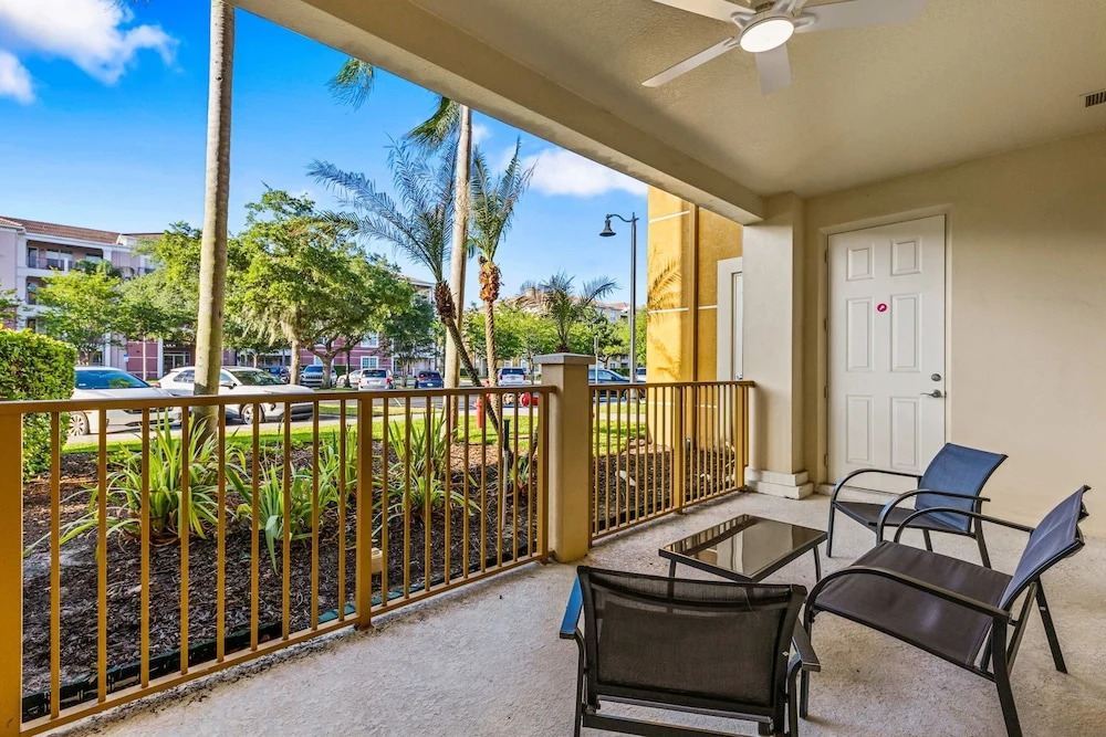 5036 Shoreway Loop # 105
