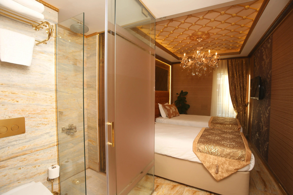 Laleli Blue Marmaray Hotel