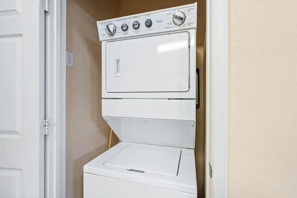 Tuscana Resort 2 Bedroom Condo Clubhouse Access 8 miles to Disney 2 Condo