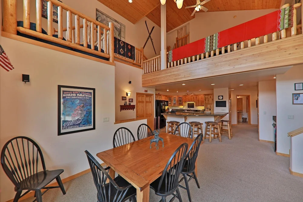 Slopeside 97 Clover Lane - 3 Br Condo