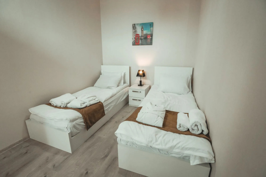 Vazi Aparthotel
