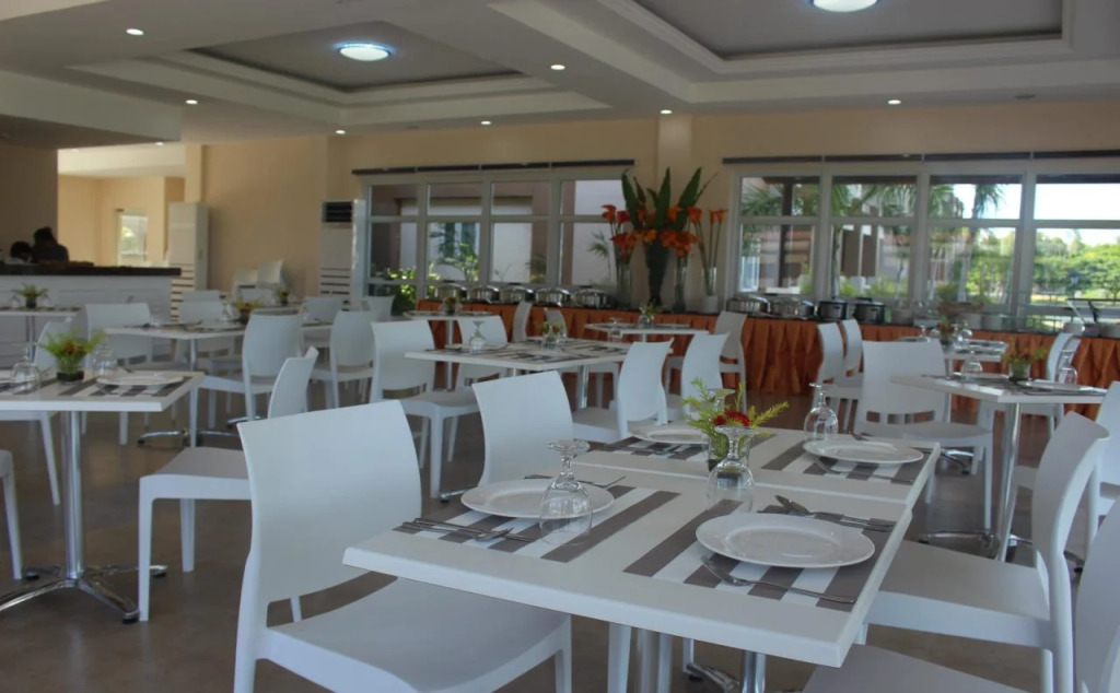 Sotogrande Iloilo Hotel
