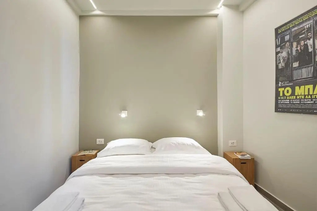 Old Athens style 1bdr with Acropolis view rooftop!