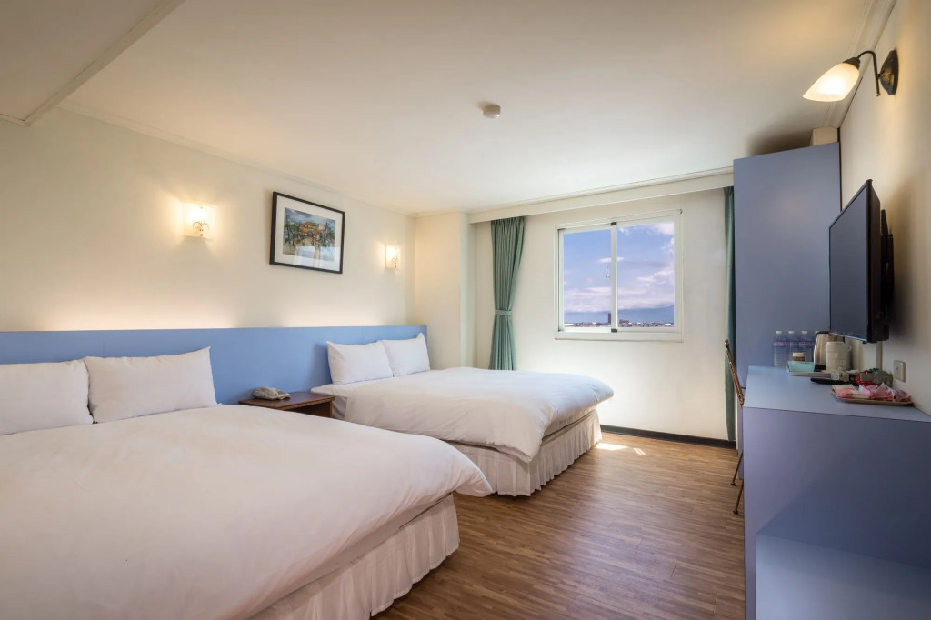Apple Hotel