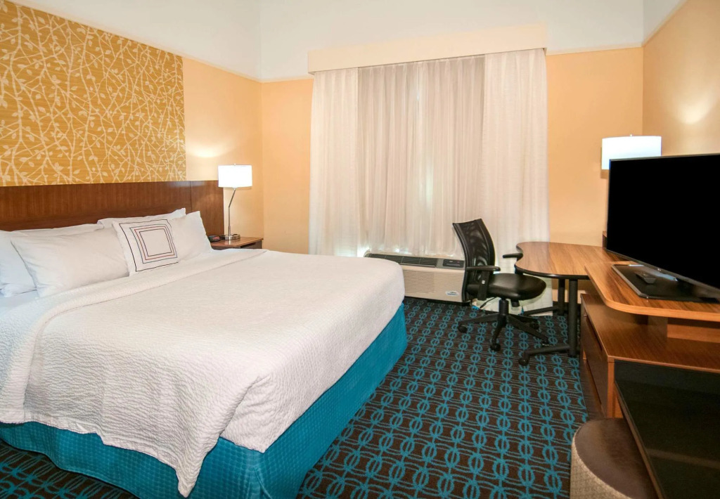 Fairfield Inn & Suites by Marriott San Antonio Brooks City Base