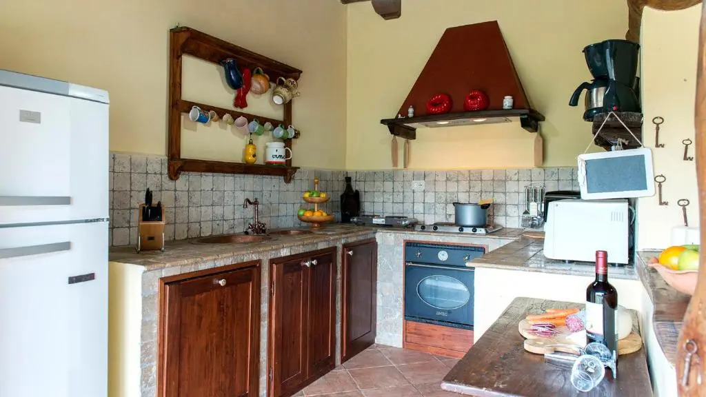 Val di Marco 12, Emma Villas