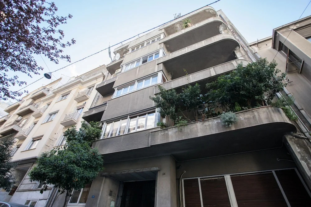 Elegant & Spacious 2bdr Flat