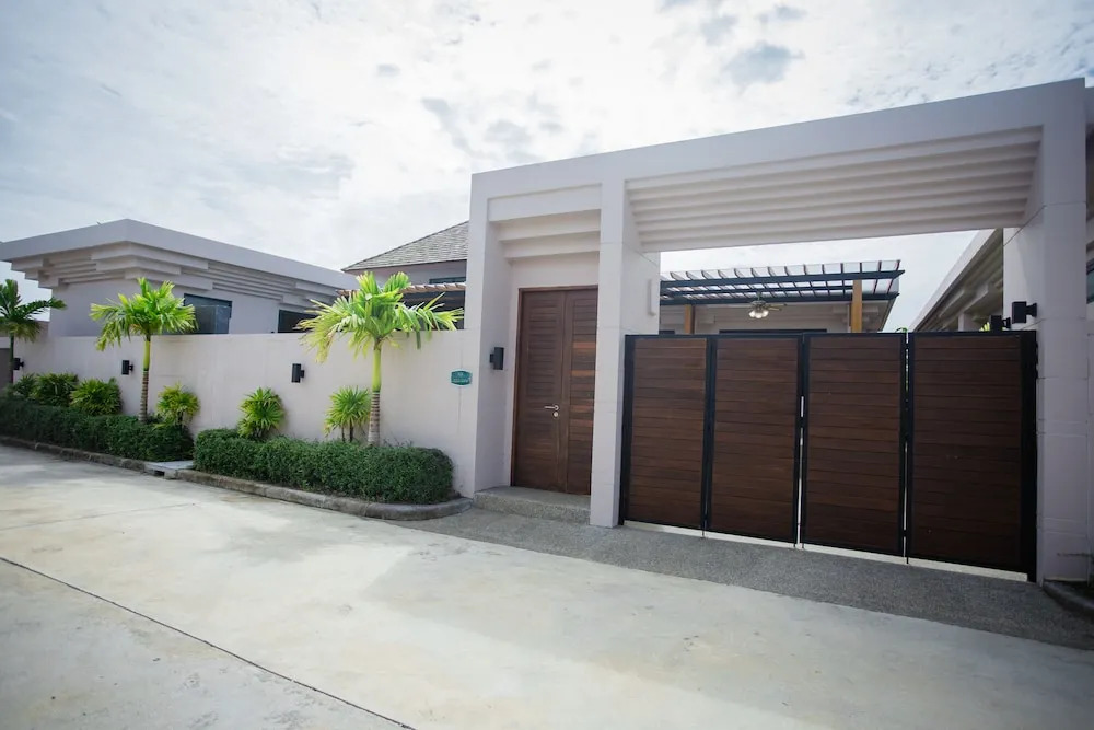 Gold Chariot Pool Villa, Phuket - SHA Plus Certified
