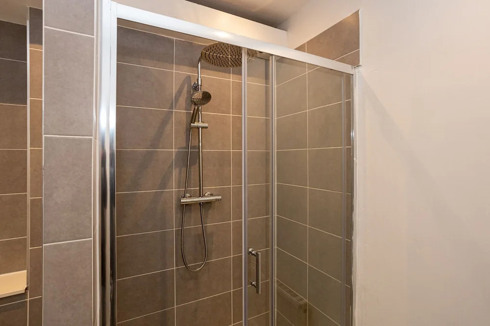 Pillo Rooms - 4BR House near Heaton Park
