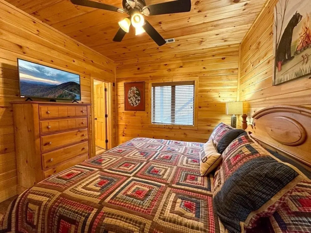 Smoky Mountain High 8 Bedroom Chalet by RedAwning