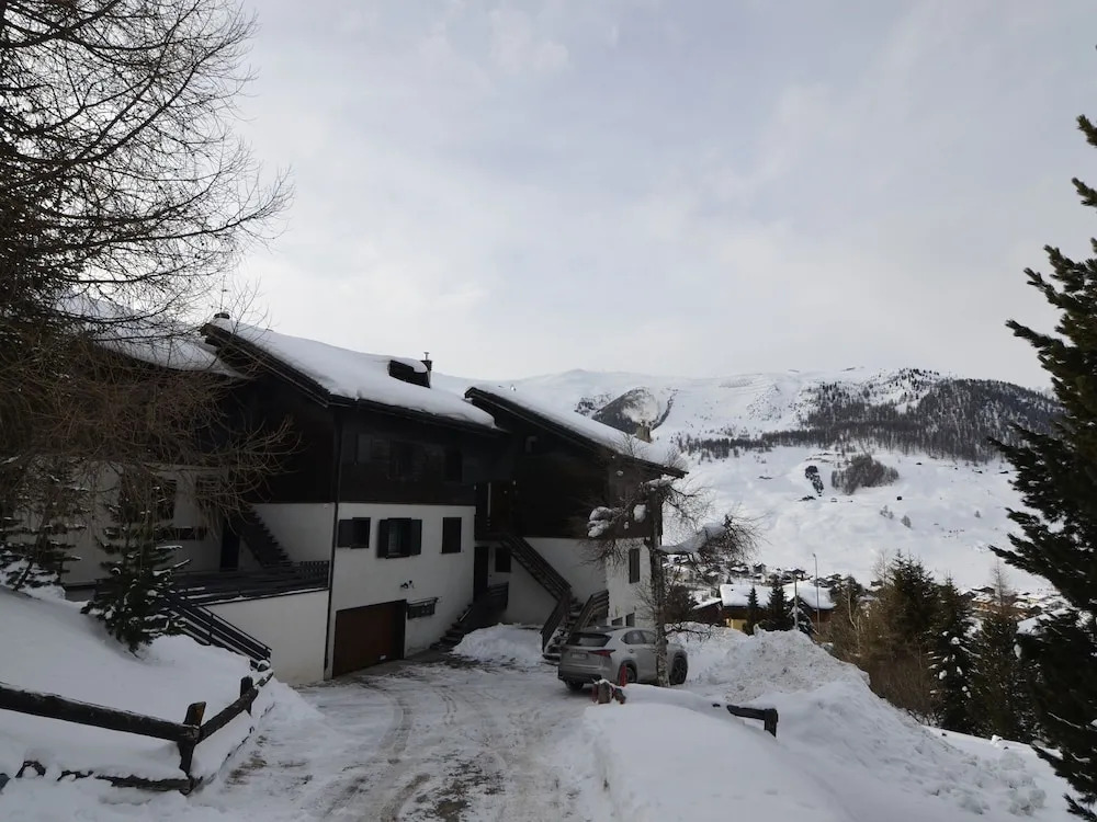 Tranquil Holiday Home in Livigno Italy near Ski Area
