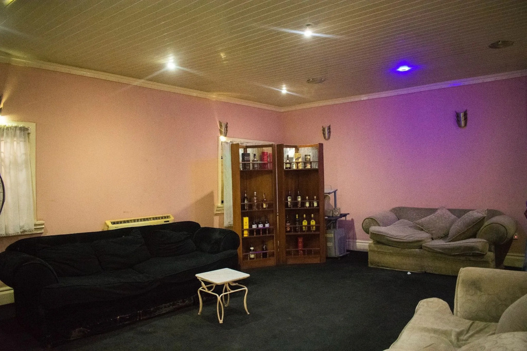 Whitehouse Exclusive Guest House