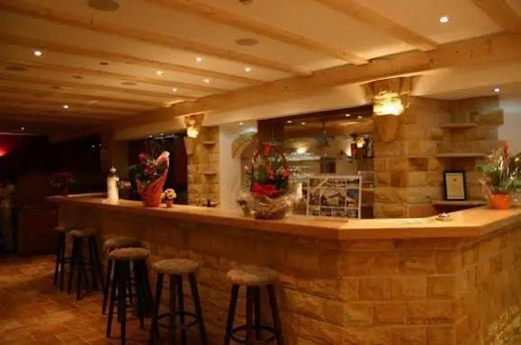 AaRa Hotel