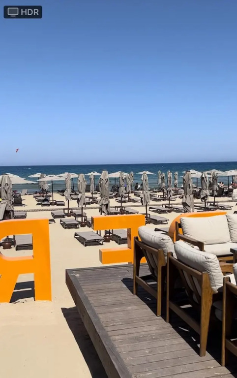 23 Grand Sapphire 2 Bedrooms 2 Shower, Pool, Beach