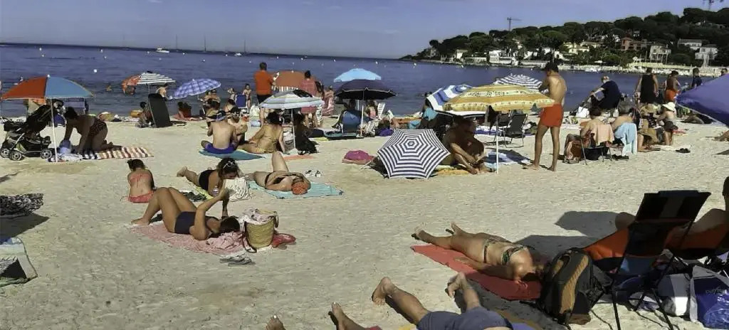 Ermitage studio, front de mer, plage 200m